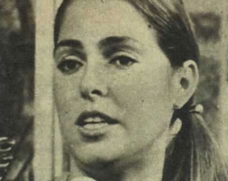 La cantante Lupita D'Alessio confesó, durante el rodaje de su bioserie ‘Hoy voy a cambiar’, que cuando era niña se rehusaba a ser cantante, pero por exigencia de su padre fue que ella entró al mundo de la fama y el espectáculo.