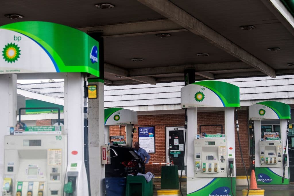 Es el tema de la semana: el alza increíble en los precios de gasolina: el precio de la gasolina normal superó los $4 el galón el domingo 
<b>por primera vez en casi 14 años.</b>