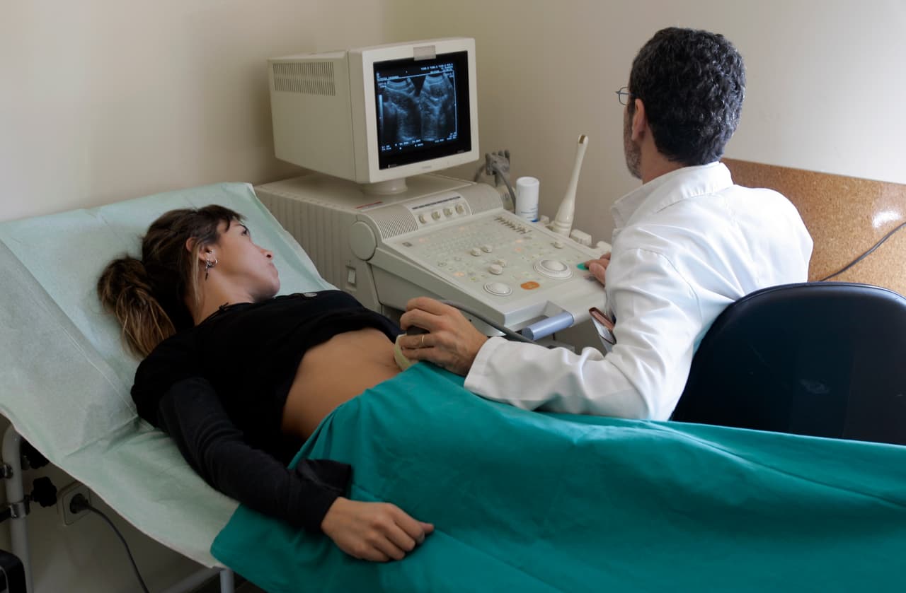 ¿Papanicolau o prueba del VPH? Emiten directrices actualizadas para el despistaje de cáncer cervical 