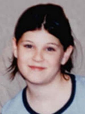 <h3 class="cms-H3-H3">Bethany Leanne Markowski </h3>
<br>
<br>El 4 de marzo de 2001 Bethany entró sola al centro comercial Old Hickory de Jackson, Tennessee, mientras su padre la esperaba en el estacionamiento. 
<br>
<br>Tras dos horas de espera, 
<a href="https://www.fbi.gov/wanted/kidnap/bethany-leanne-markowski" target="_blank">el padre de la pequeña de 11 años entró a buscarla y no la encontró</a>, por lo que fue reportada como desaparecida desde aquel 4 de marzo de 2001. 
<br>
<br>La investigación sobre la desaparición de Bethany -quien hoy tendría 31 años- arrojó que fue vista por última vez en Little Rock, Arkansas.
<br>