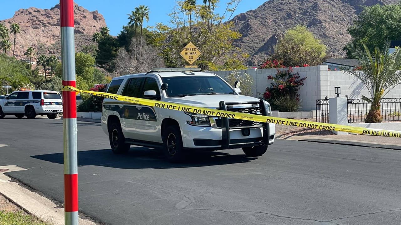 Tiroteo en un vecindario de Phoenix deja al menos una persona muerta