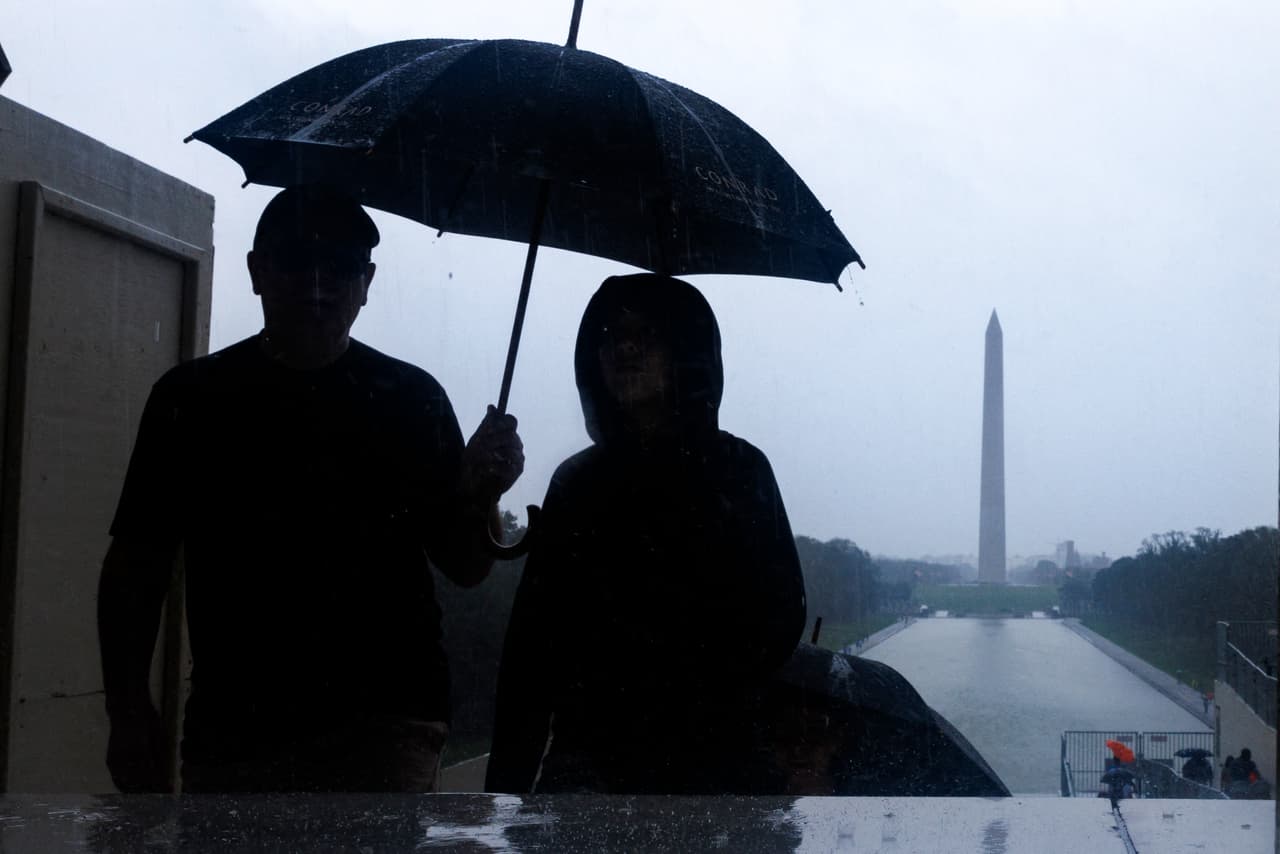 Las lluvias comenzaron la tarde-noche del jueves, y algunos pronósticos comenzaron a hacerse efectivos.