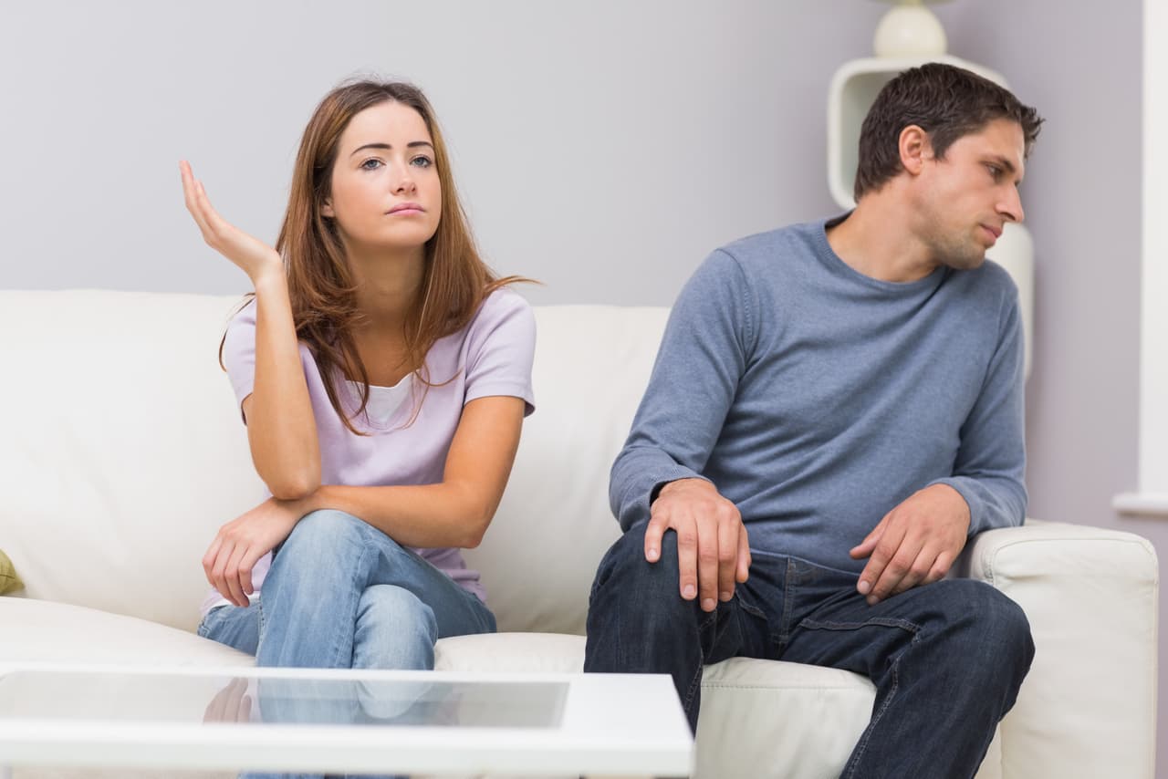 Suelen ocurrir escenas que te enervan, digamos, un plan estupendo para el fin de semana que ya tienes todo arreglado, y a última hora tu pareja acuariana inventa otra cosa, se le ocurre cambiarlo todo y te dice que “para variar” lo cual te causa mucho estrés y llega el momento que no puedes aguantar más.