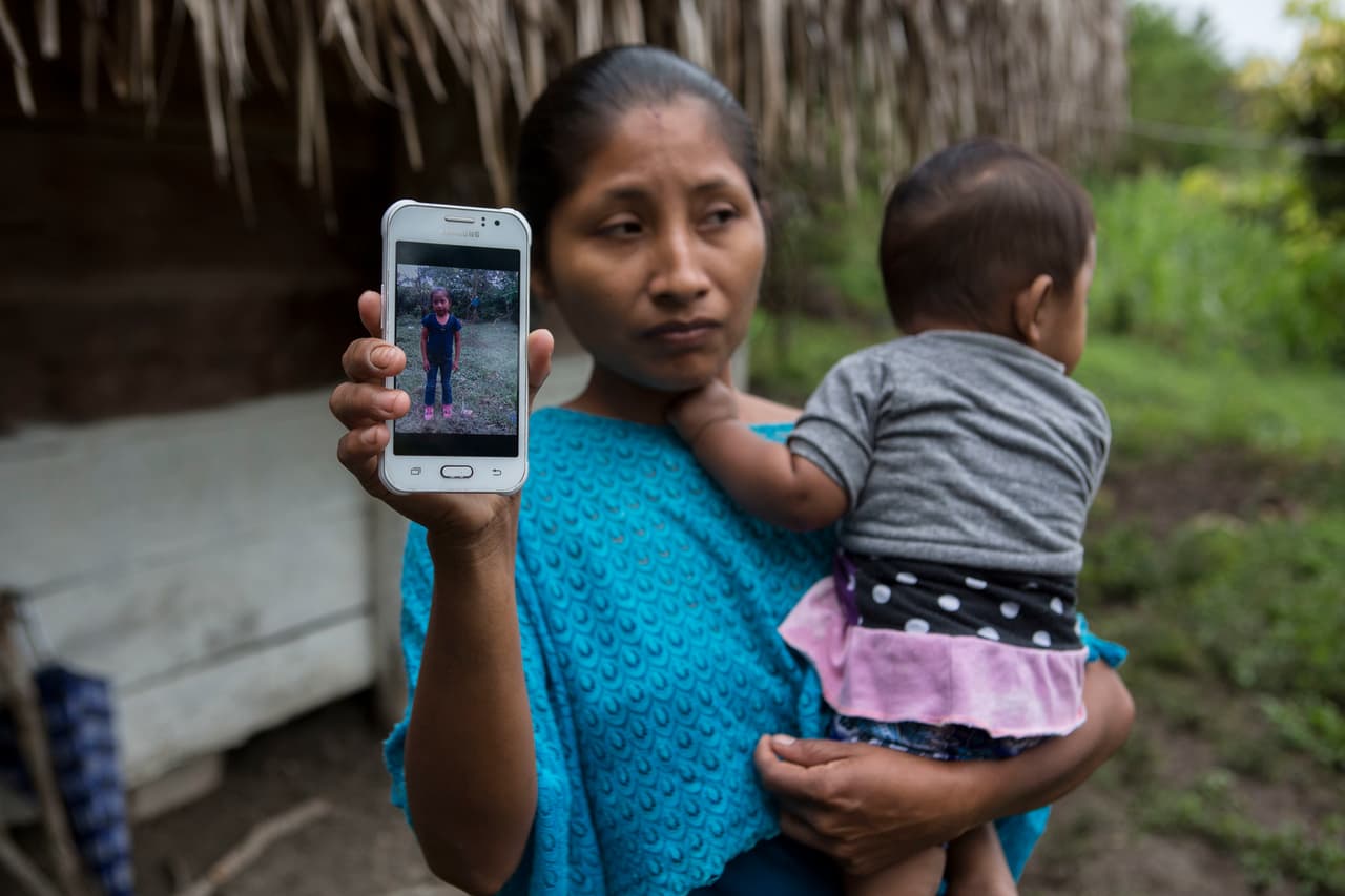 La familia de la niña guatemalteca que murió bajo custodia de la Patrulla Fronteriza pide una investigación independiente