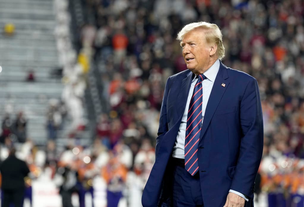 Jueza rechaza el argumento de Trump de que cuenta con inmunidad absoluta en su proceso federal por interferencia en las elecciones
