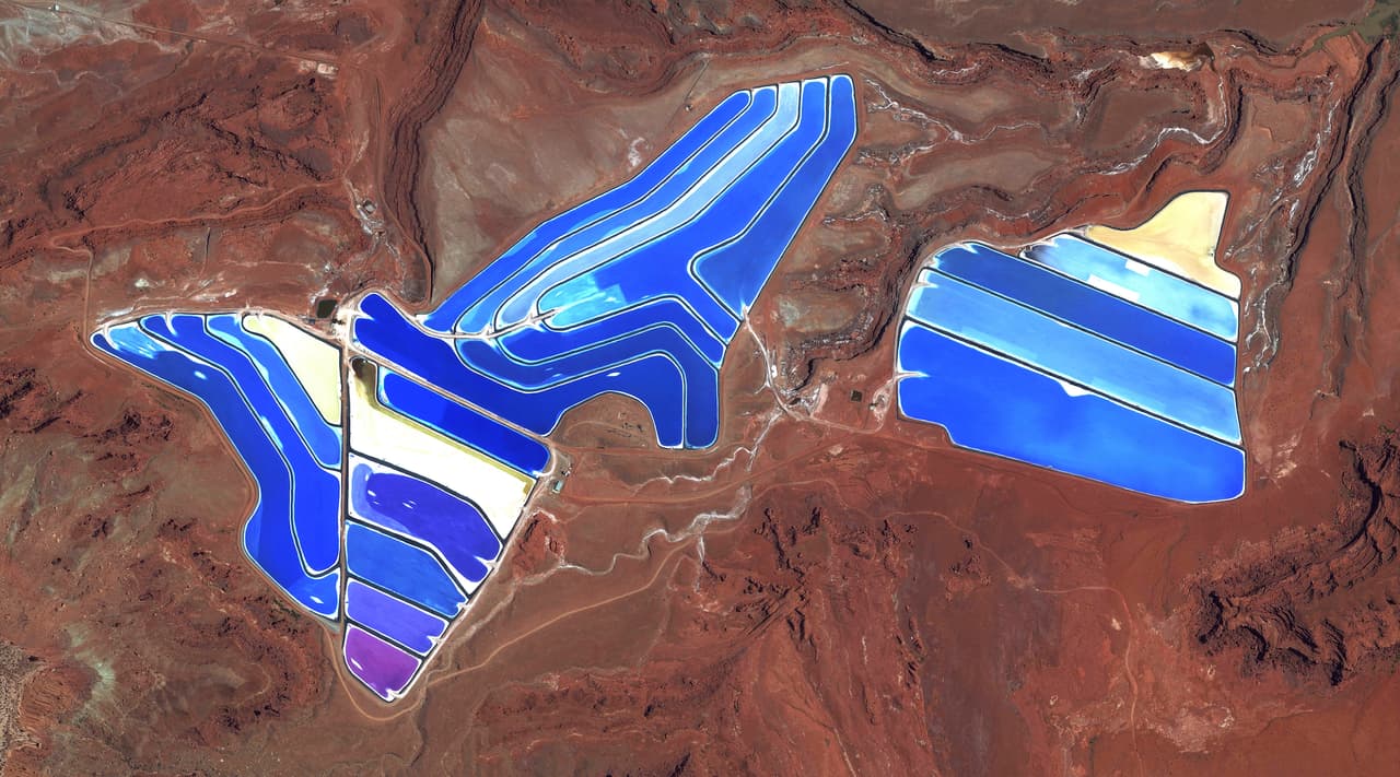 Los estanques de evaporación de la mina de potasio de Moab, en Utah.