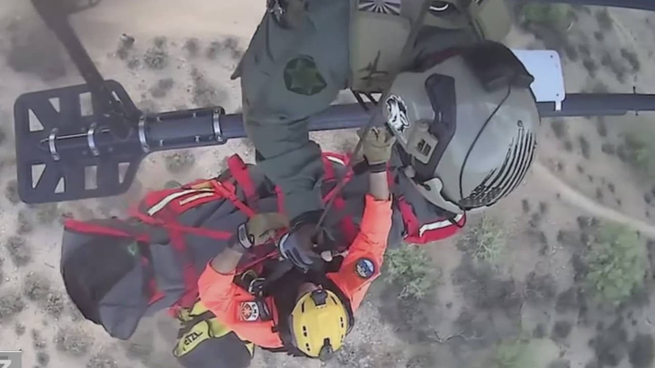 Rescatan en helicóptero a adolescente tras sufrir grave accidente en bicicleta eléctrica