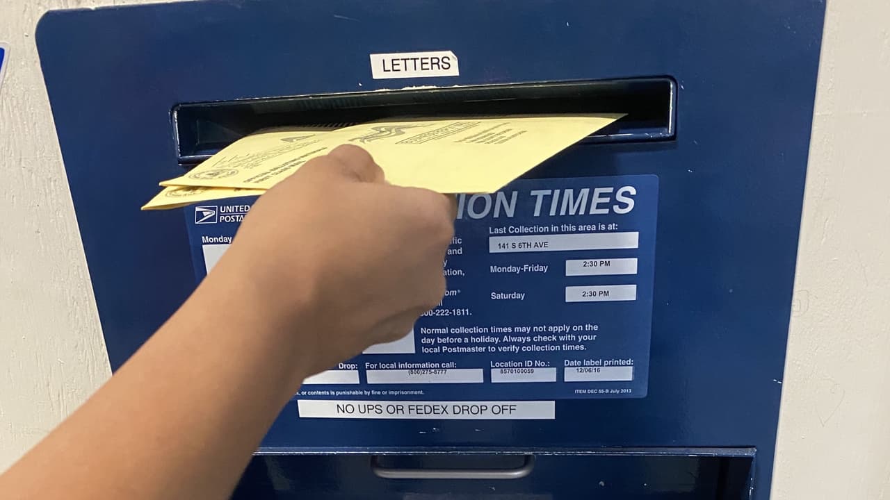 Este viernes 23 de octubre vence el plazo para solicitar el voto por correo en Arizona