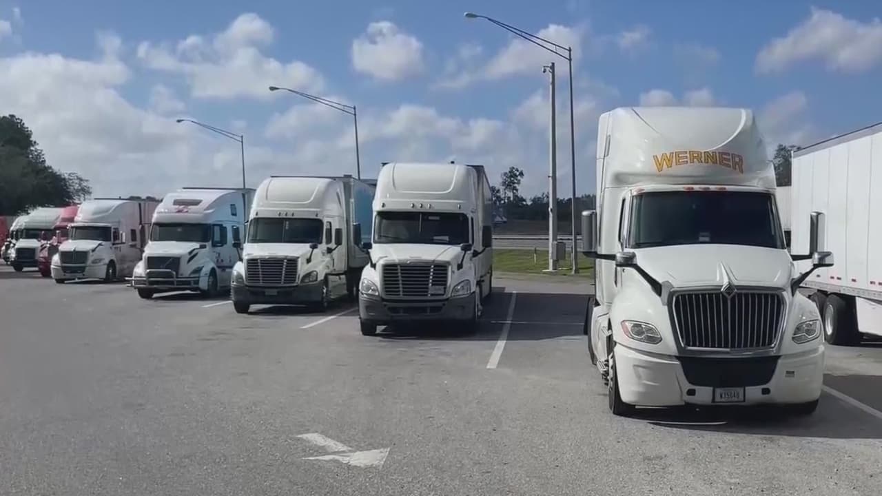 Camioneros piden más paradas de descanso en el corredor I-4 a autoridades de Seminole