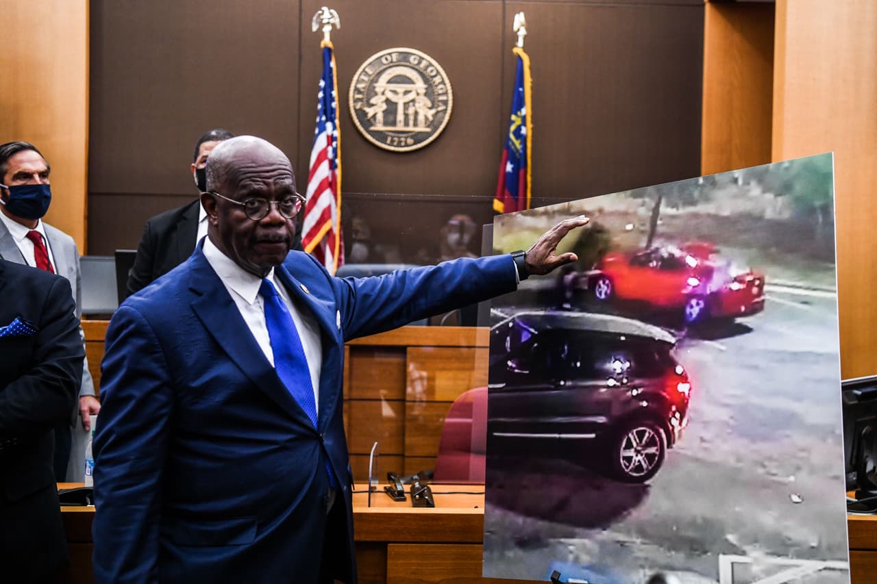Expolicía que mató a Rayshard Brooks enfrenta cargos de asesinato