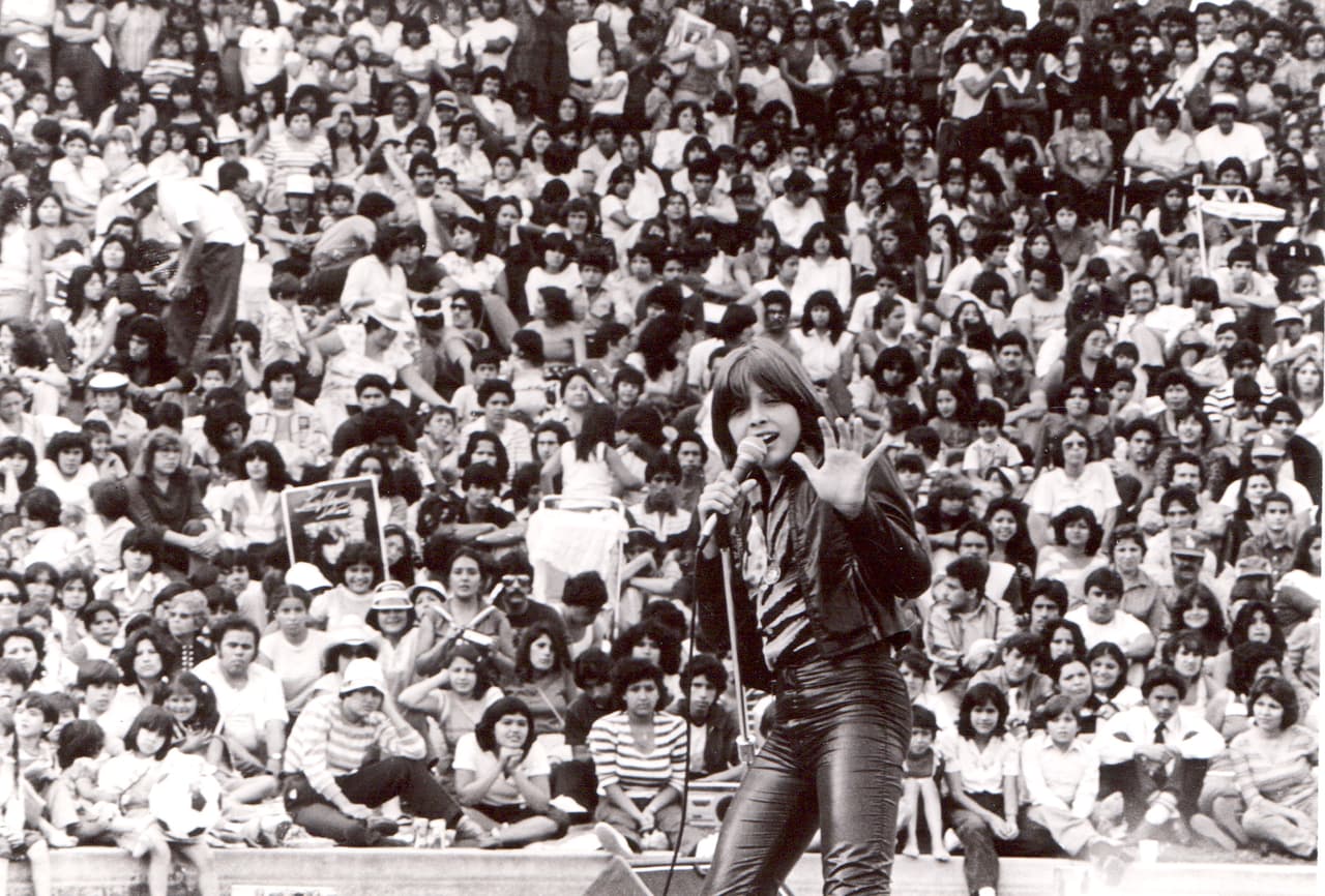 Luis Miguel graba un video para su segundo disco, "Directo al Corazón"/México, 1982.
<br>