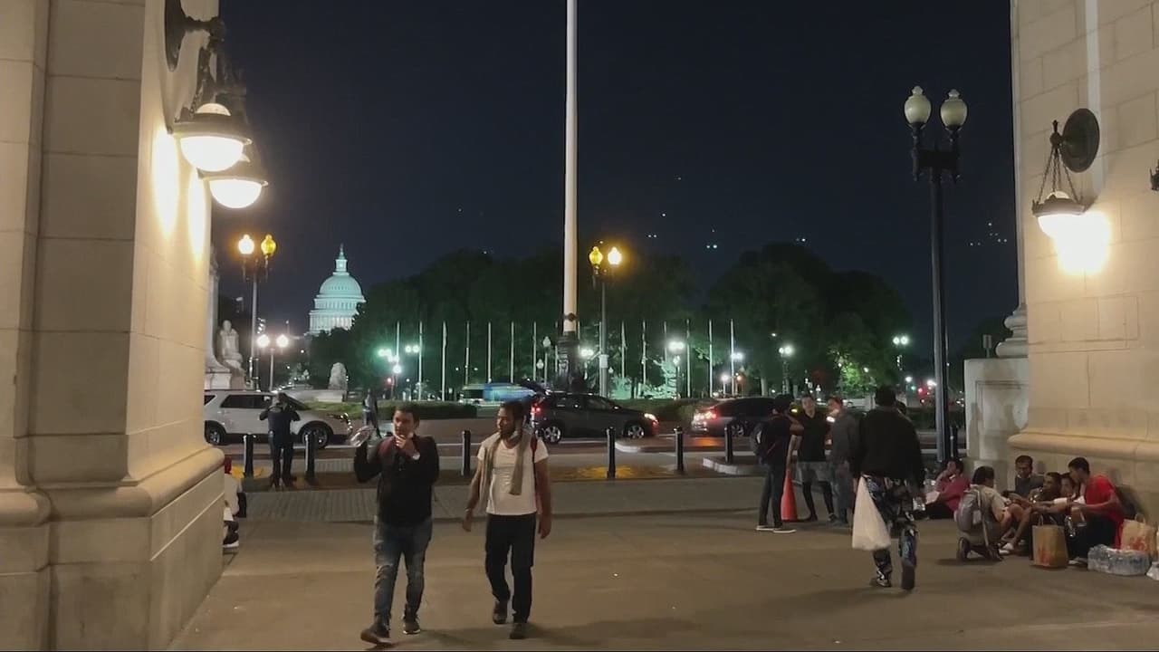 Niegan apoyo de la Guardia Nacional ante crisis de indocumentados que llegan a DC desde Texas y Arizona