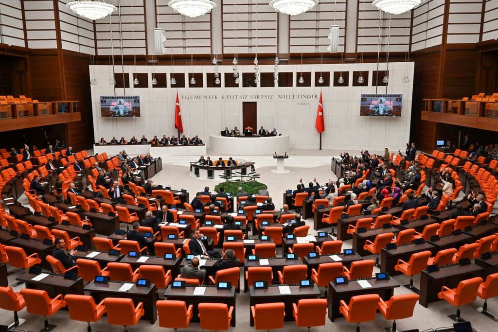 Aprueban la unión de Finlandia a la OTAN tras ratificación de Turquía: será el país del bloque con las mayores fronteras con Rusia