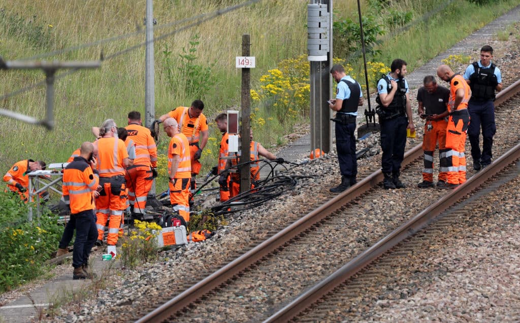 Francia denuncia un masivo sabotaje coordinado de su red ferroviaria antes de la ceremonia de apertura de los Juegos Olímpicos de París