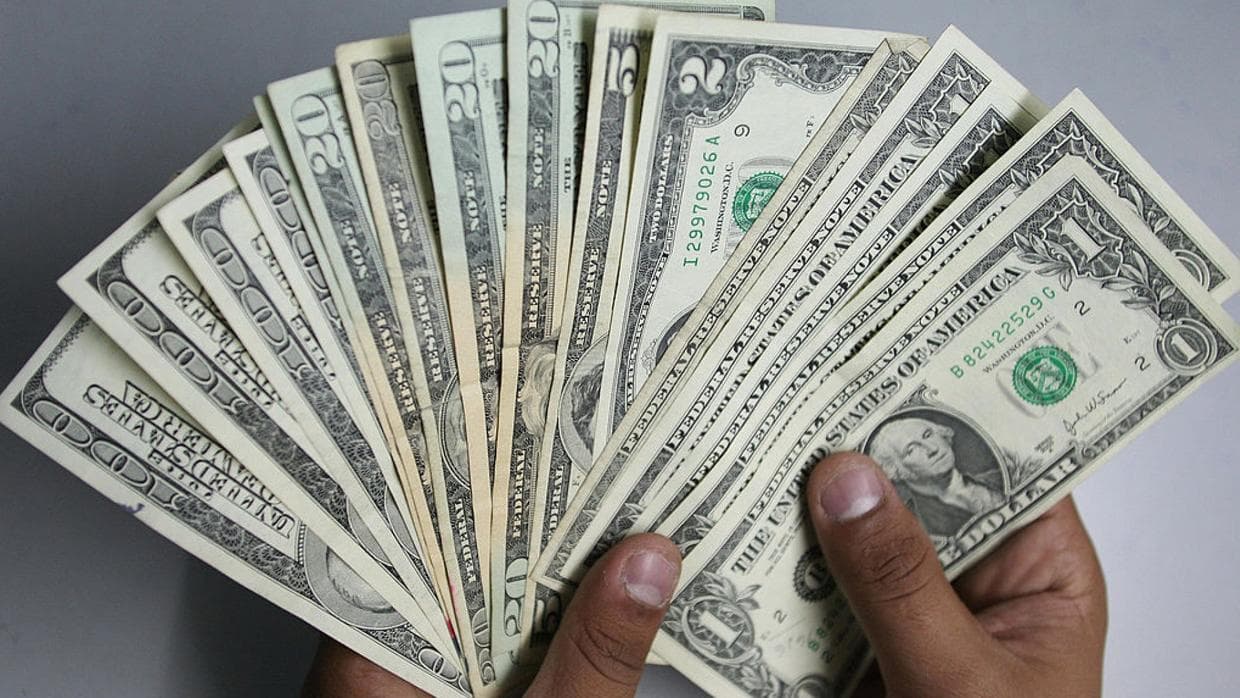 Irma Treviño, portavoz del IRS, explica paso a paso cómo puedes revisar de forma fácil y segura el estatus del cheque a través de la página web: 
<b><a href="https://www.irs.gov/es/coronavirus/get-my-payment" target="_blank">Obtener mi pago </a></b>
