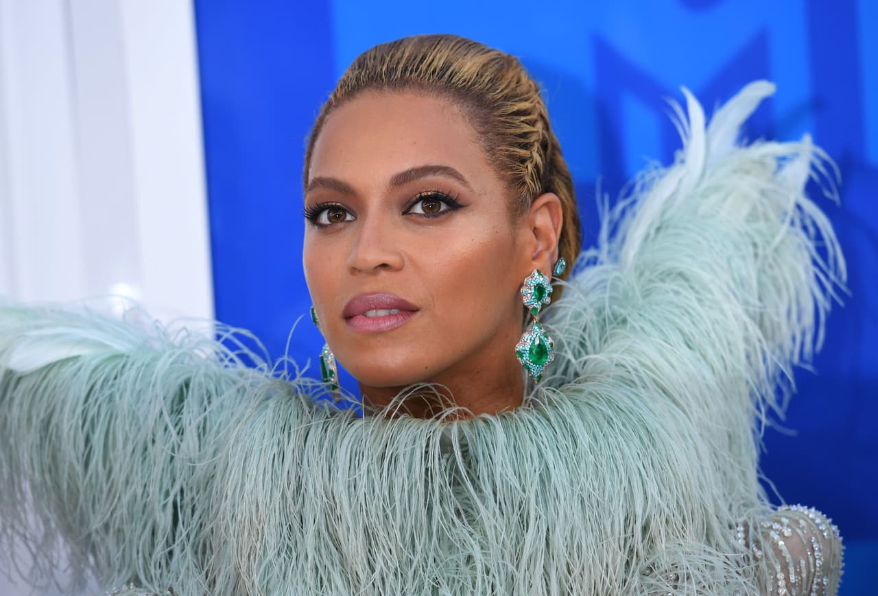 Beyoncé es la artista más nominada a los Grammy 2017 por 'Lemonade', su alegato a las mujeres negras