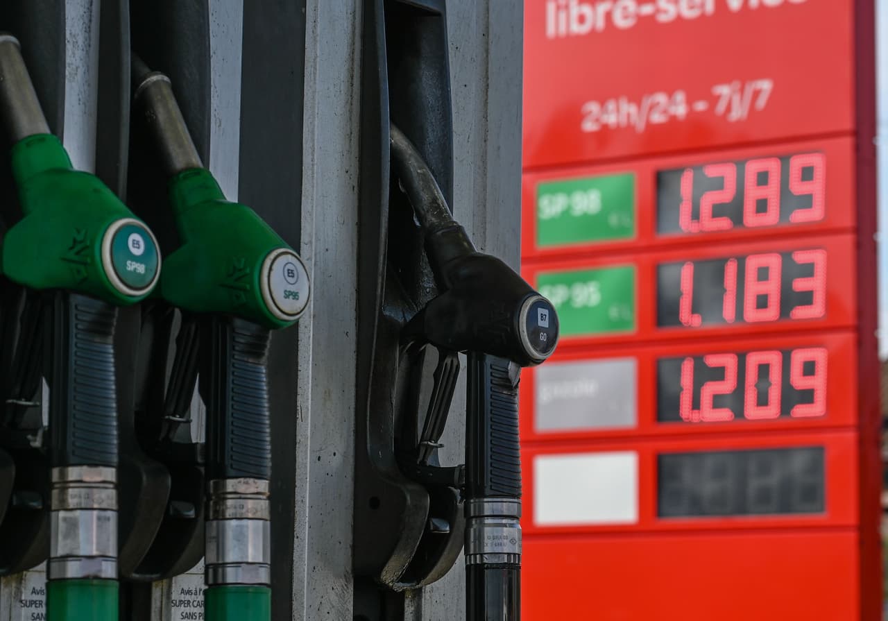 Un histórico colapso arrastró al petróleo de EEUU a un precio negativo. ¿Cómo fue eso posible?