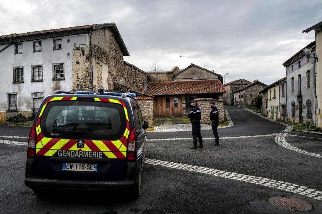 Tres policías muertos y uno herido tras responder a una llamada por violencia doméstica
