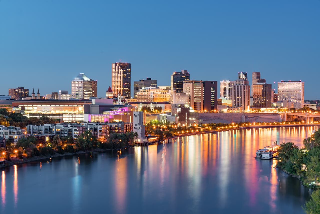<h3 class="cms-H3-H3">9. St. Paul, Minnesota </h3>
<br>
<br>Además, otros usuarios aseveraron que las relaciones extramatrimoniales 
<b>les han ayudado a evitar el <a href="https://www.univision.com/temas/divorcio">divorcio</a>. </b>
<br>
<br>