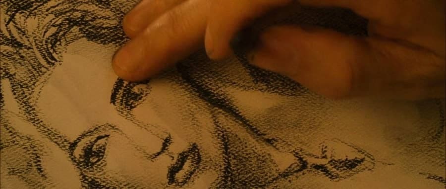 Quizá él tiene uno de los cameos más extraños de todos, pues en 'Titanic' no se ve todo su cuerpo, sino únicamente sus manos y dedos.