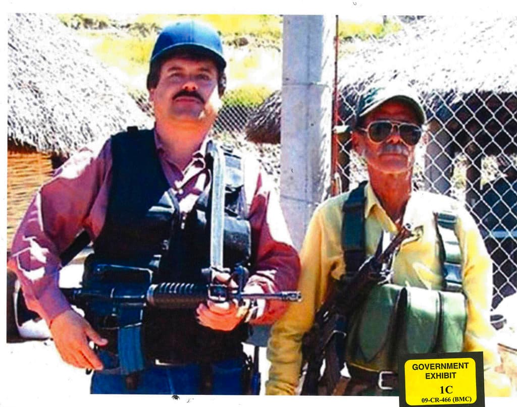 Con esa cifra, que fue establecida el 15 de diciembre de 2021 por el Departamento de Estado, ellos alcanzan el nivel de relevancia en el mundo del tráfico de drogas que una vez ocupó su padre, quien durante tres décadas fue uno de los jefes del también llamado Cartel del Pacífico.