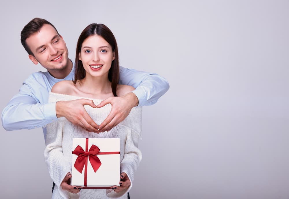 <b>ESCORPIÓN</b>
<br>Para los explosivos y apasionados escorpiones tampoco será un día visiblemente impactante en su vida amorosa, pues los pronósticos son que más bien estarán enfocados en sus planes y objetivos, ya que con los movimientos astrales es un día perfecto para la creatividad y la intuición, más que asuntos del corazón.