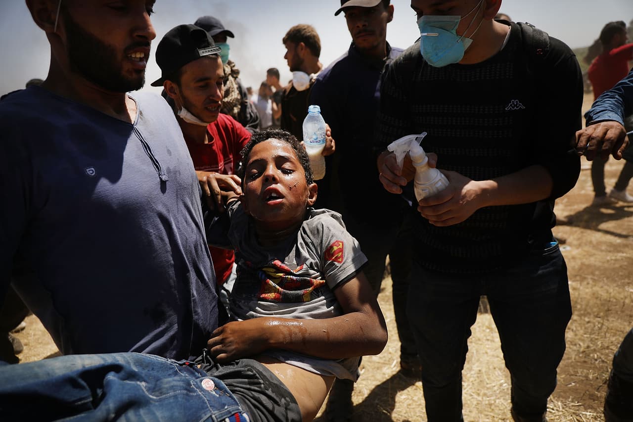 Varios menores entre los afectados por la represión de las fuerzas israelíes. La apertura de la nueva legación coincide con el quincuagésimo primer aniversario de la independencia de 
<b><a href="https://www.univision.com/temas/israel">Israel.</a></b>