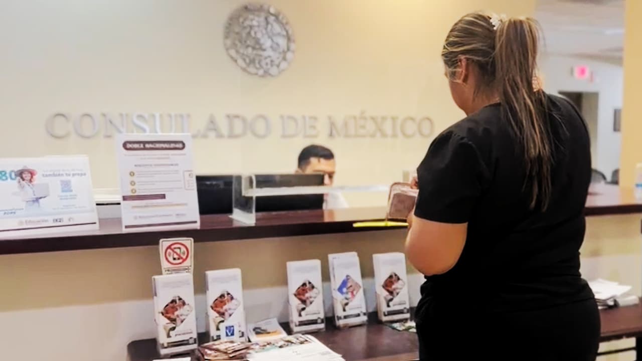 Inmigrantes mexicanos encuentran ayuda y servicios en el Consulado en Tucson