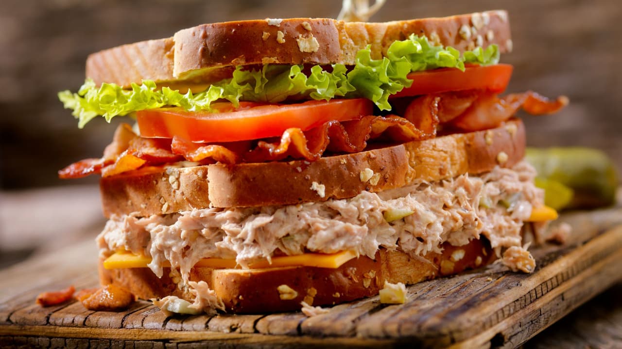 Sándwich de atún casero: 3 recetas fáciles y originales