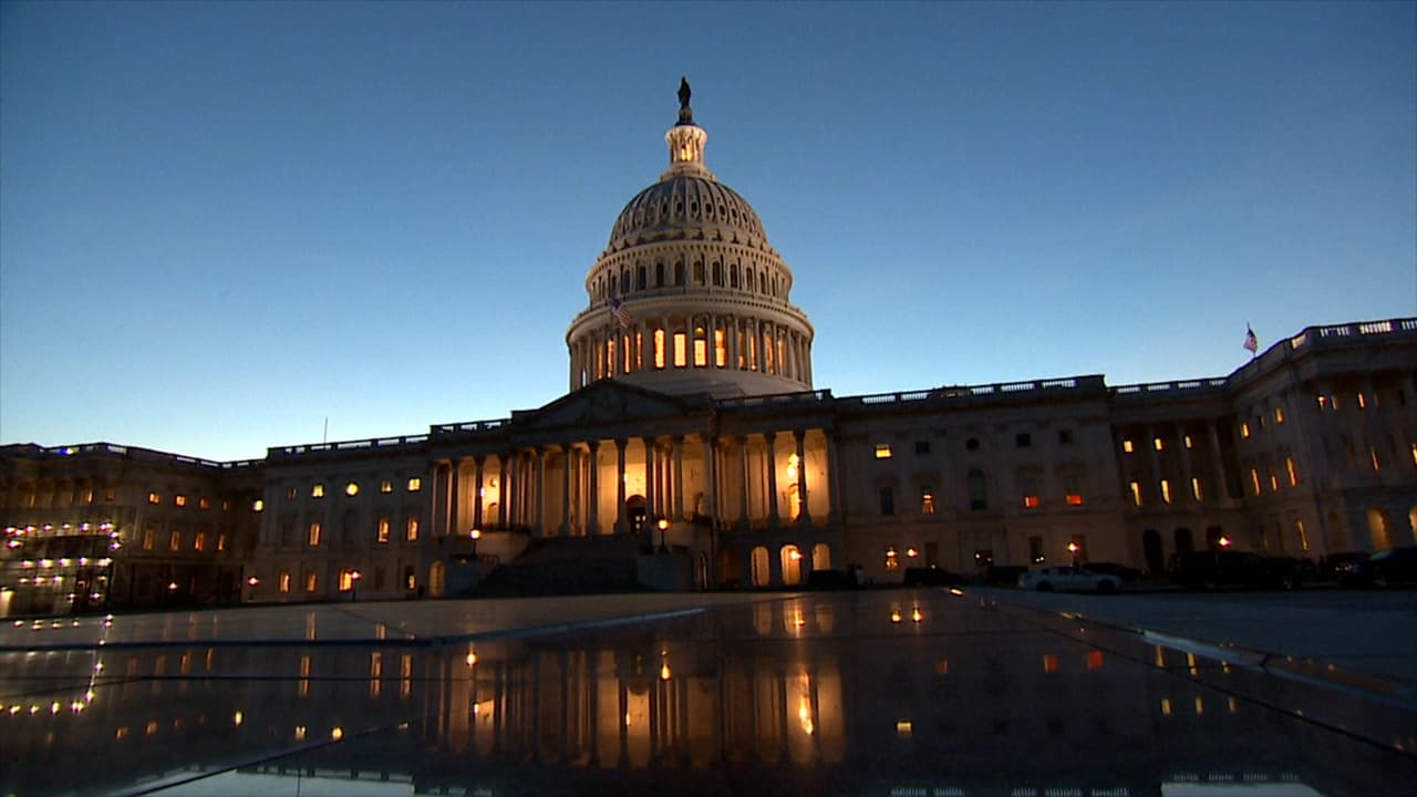 En un minuto: El Senado continúa impulsando el megaproyecto de ley fiscal de Trump