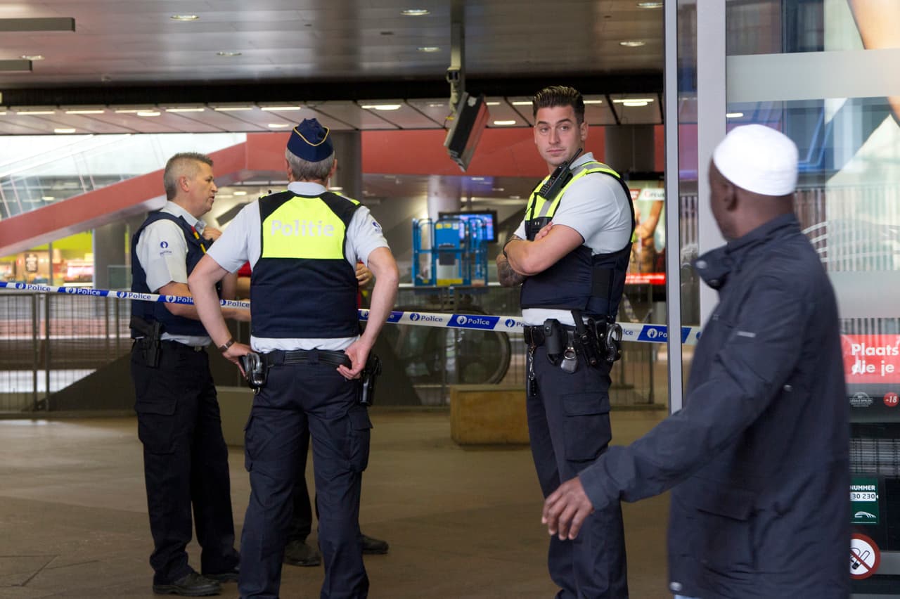 Bélgica despliega una operación antiterrorista y detiene a 12 personas