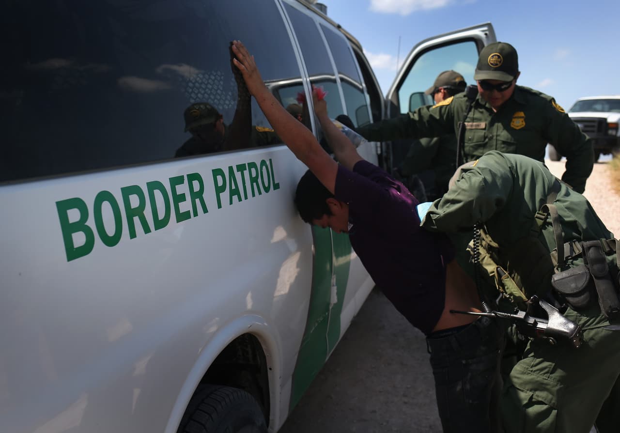 En ‘Hablemos de inmigración’, claves del término de libertad bajo fianza y del TPS de Venezuela de 2023