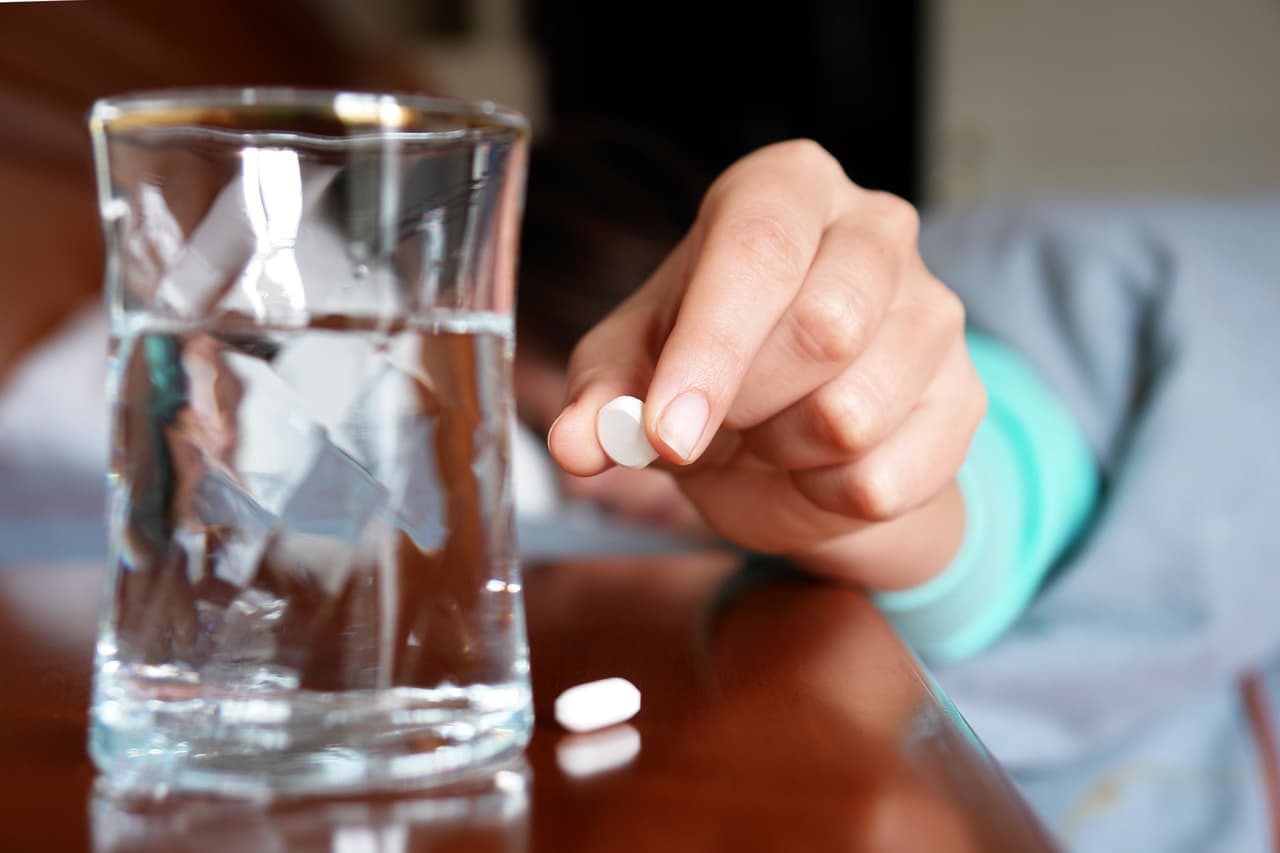 Menos del 1% de los usuarios también aseguran haber experimentado delirios, pensamientos anormales y comportamientos violentos mientras tomaban la medicina.