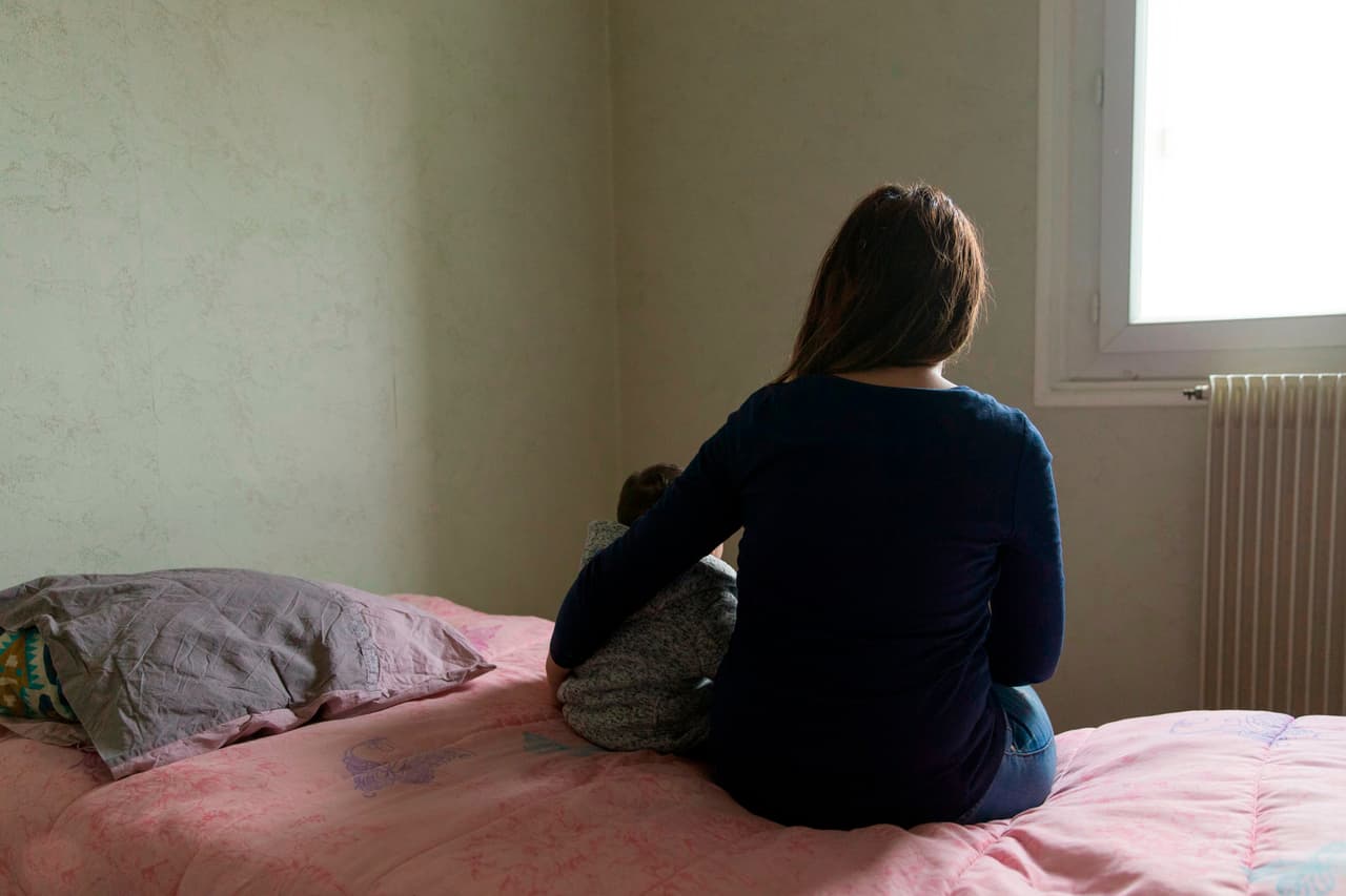 Para personas que también han sido víctimas de violencia sexual: 
<br>
<br>Sexual Assault Legal Hotline 
<br>512-225-9290