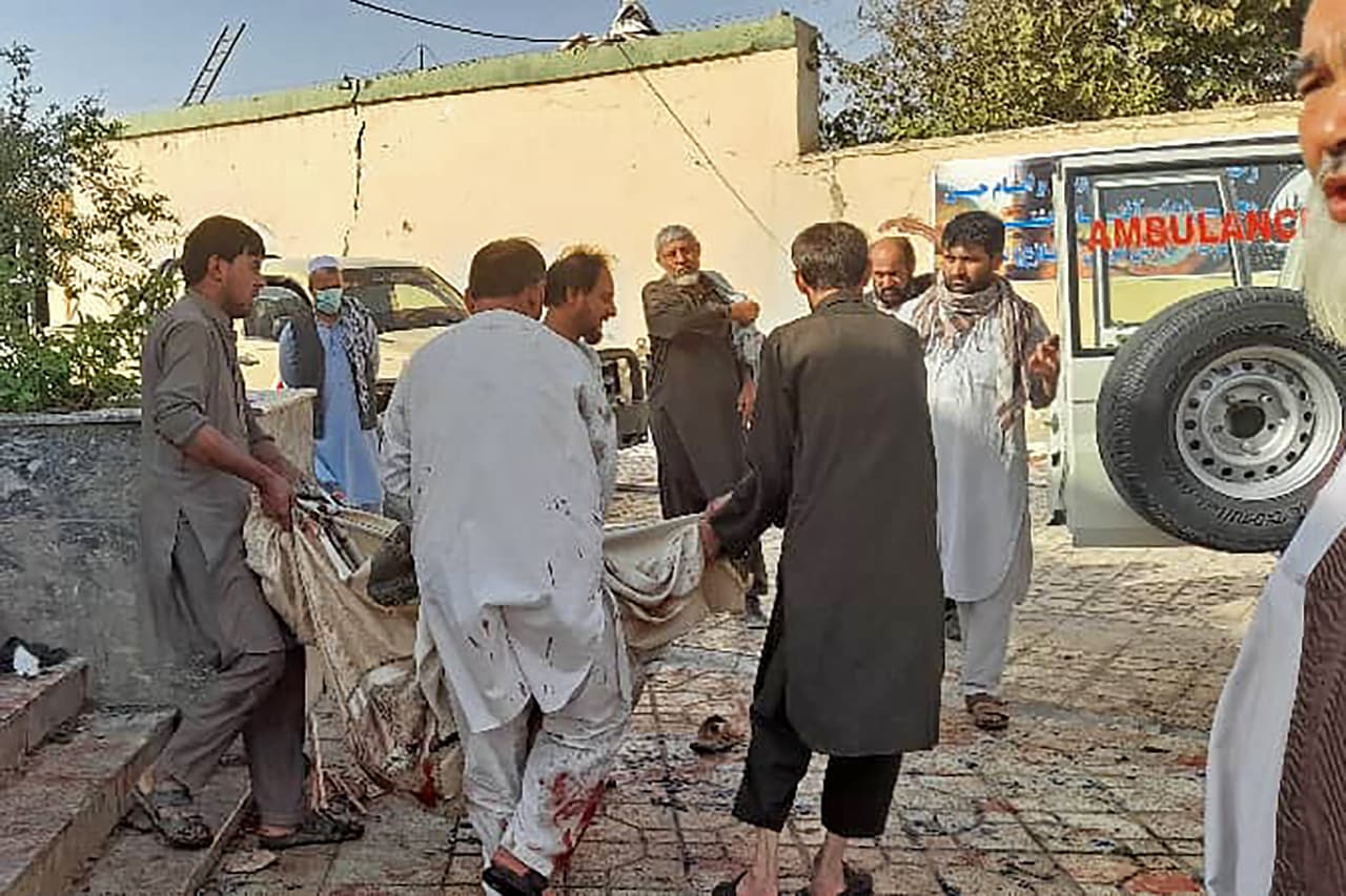En principio nadie reivindicó el atentado, pero los milicianos del grupo extremista 
<a href="https://www.univision.com/temas/isis">Estado Islámico</a> tienen una larga trayectoria de ataques contra la minoría musulmana chií.