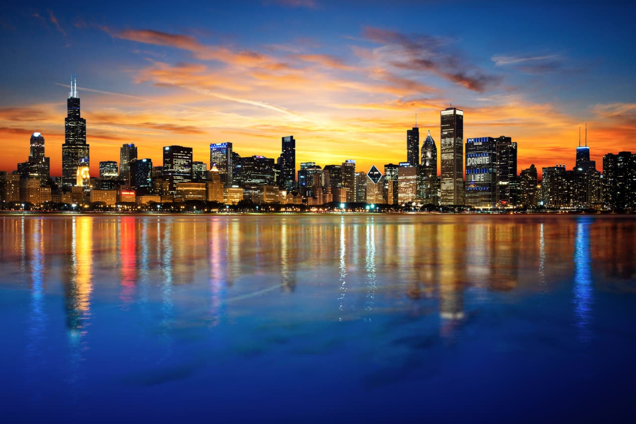 Chicago ha sido nombrada una vez más la mejor gran ciudad de los EE.UU. Este reconocimiento histórico marca el séptimo año consecutivo en que los lectores de Condé Nast Traveler reconocen a Chicago con este prestigioso honor a través de los premios Choice Awards de la revista Readers.