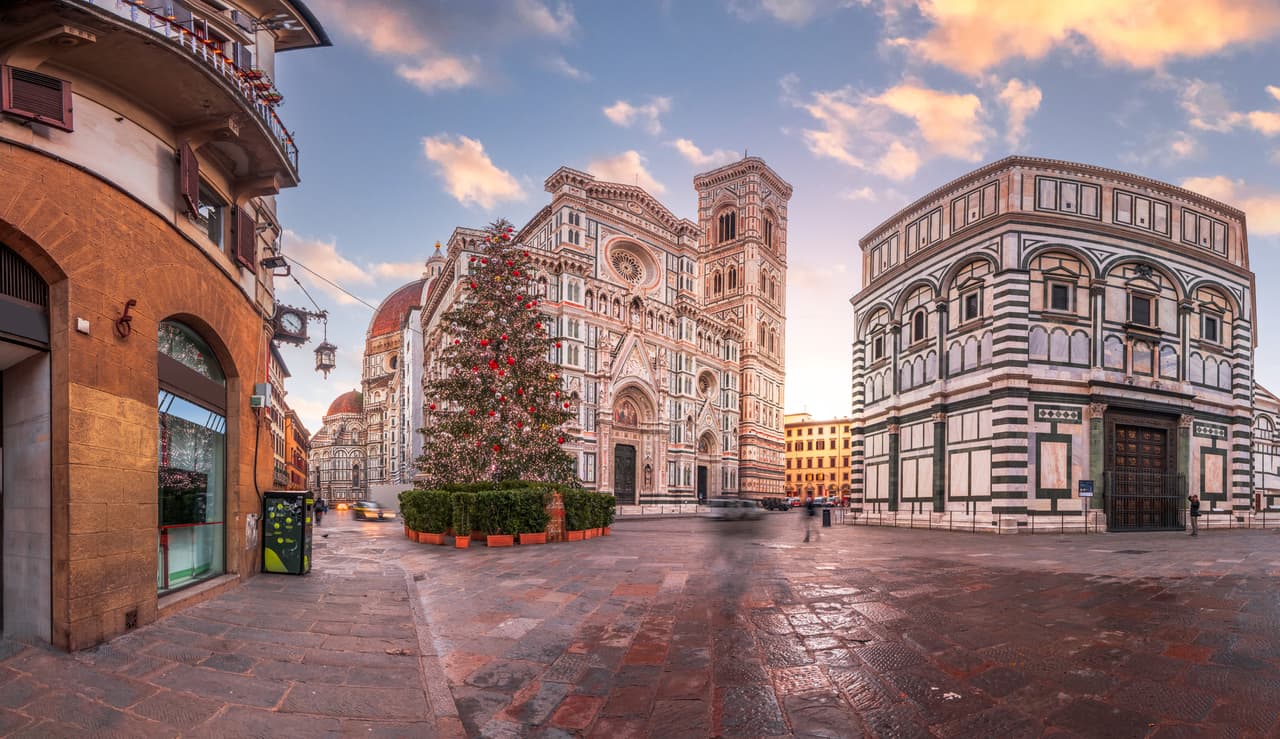 <h2 class="cms-H2-H2">10. Italia</h2>
<br>
<br>🛫 
<b>¿Cuántos estadounidenses se mudaron a este país en 2021? </b>4,629.
<br>
<br>🛫
<b> ¿Cuánto ha incrementado el porcentaje de migrantes estadounidenses a este país entre 2019 y 2021?</b> -41%.
<br>
<br>🛫
<b> ¿Cuántos estadounidenses residen en este país?</b> 54,000.
<br>