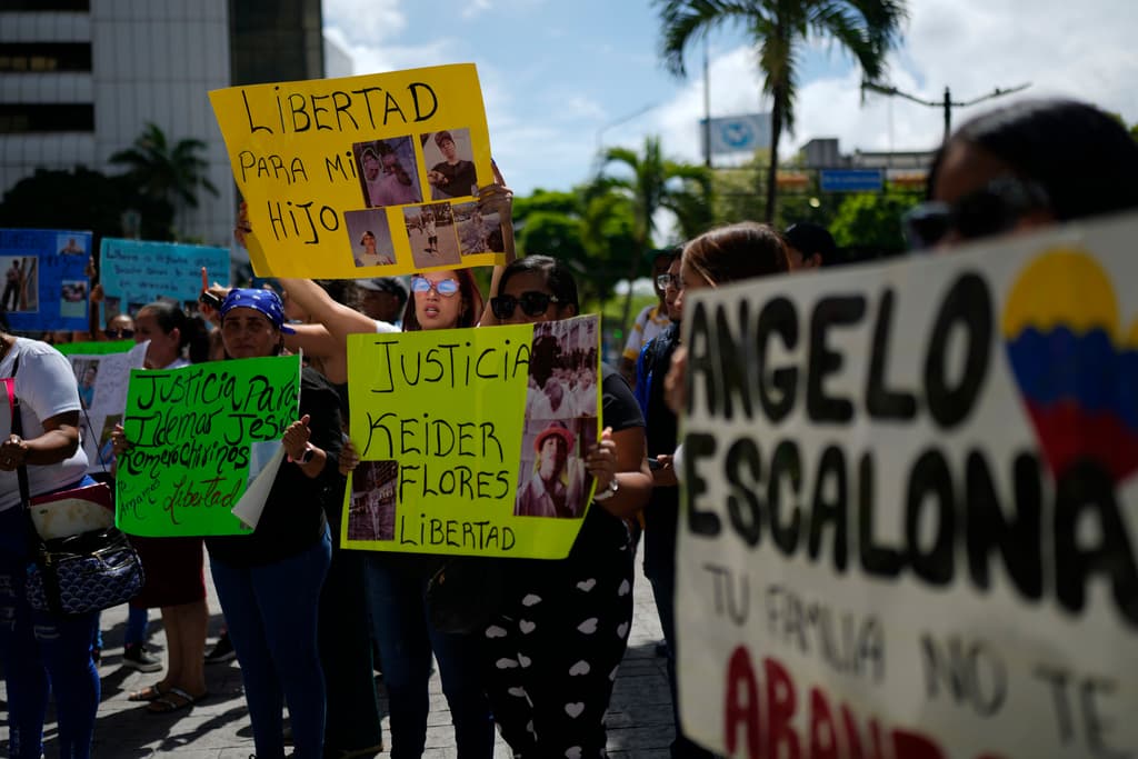 La inteligencia de EEUU contradice a la administración Trump en su justificación de las expulsiones de venezolanos a El Salvador