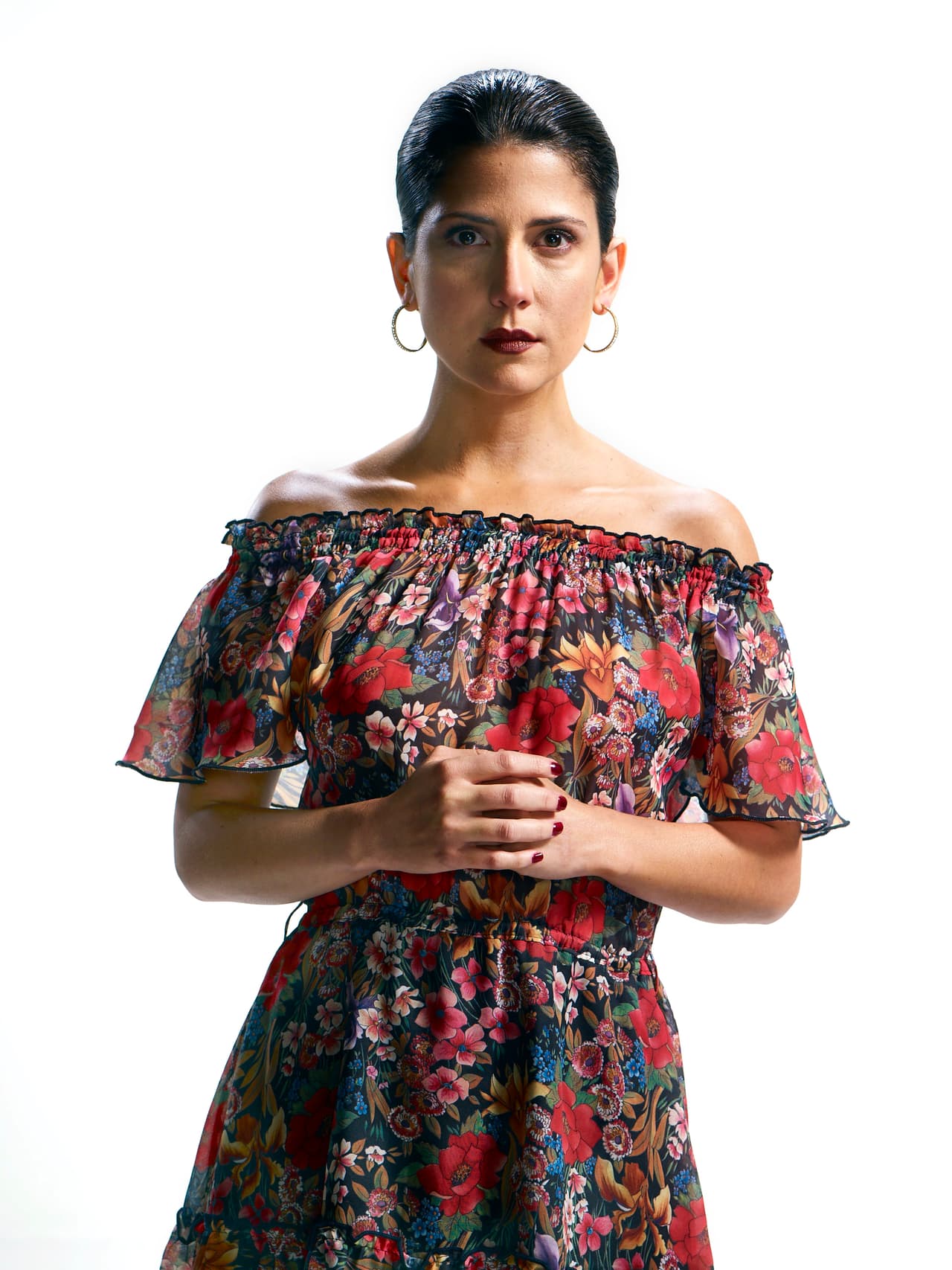 La colombiana 
<b><a href="http://www.univision.com/series/el-chapo/valentina-acosta-es-alejandra-en-el-chapo">Valentina Acosta da vida a 'Alejandra'</a></b>, la primera esposa de 
<b><a href="http://www.univision.com/series/el-chapo/marco-de-la-o-es-joaquin-el-chapo-guzman-en-el-chapo">'El Chapo'</a></b> y madre de su hijo 'El Quinto'.