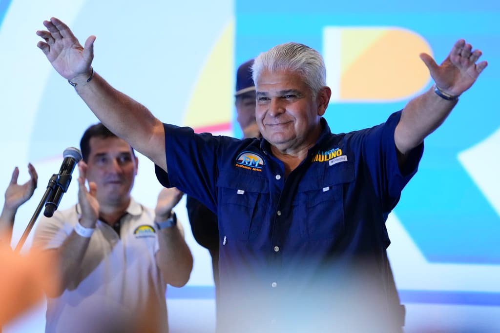 José Raúl Mulino, el abogado conservador convertido en nuevo presidente de Panamá con la promesa de cerrar la selva del Darién