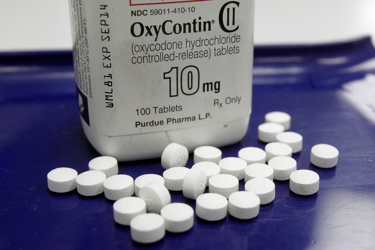 En plena crisis de opioides, la industria farmacéutica inundó el mercado con 76,000 millones de píldoras