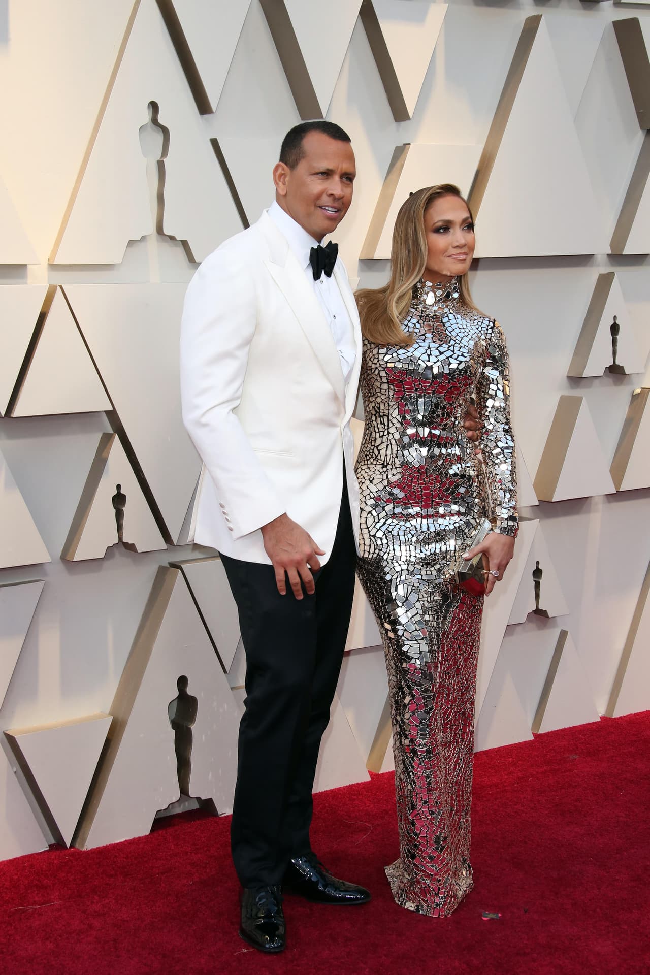 Jennifer López y Álex Rodríguez en los premios Oscar 2019.
