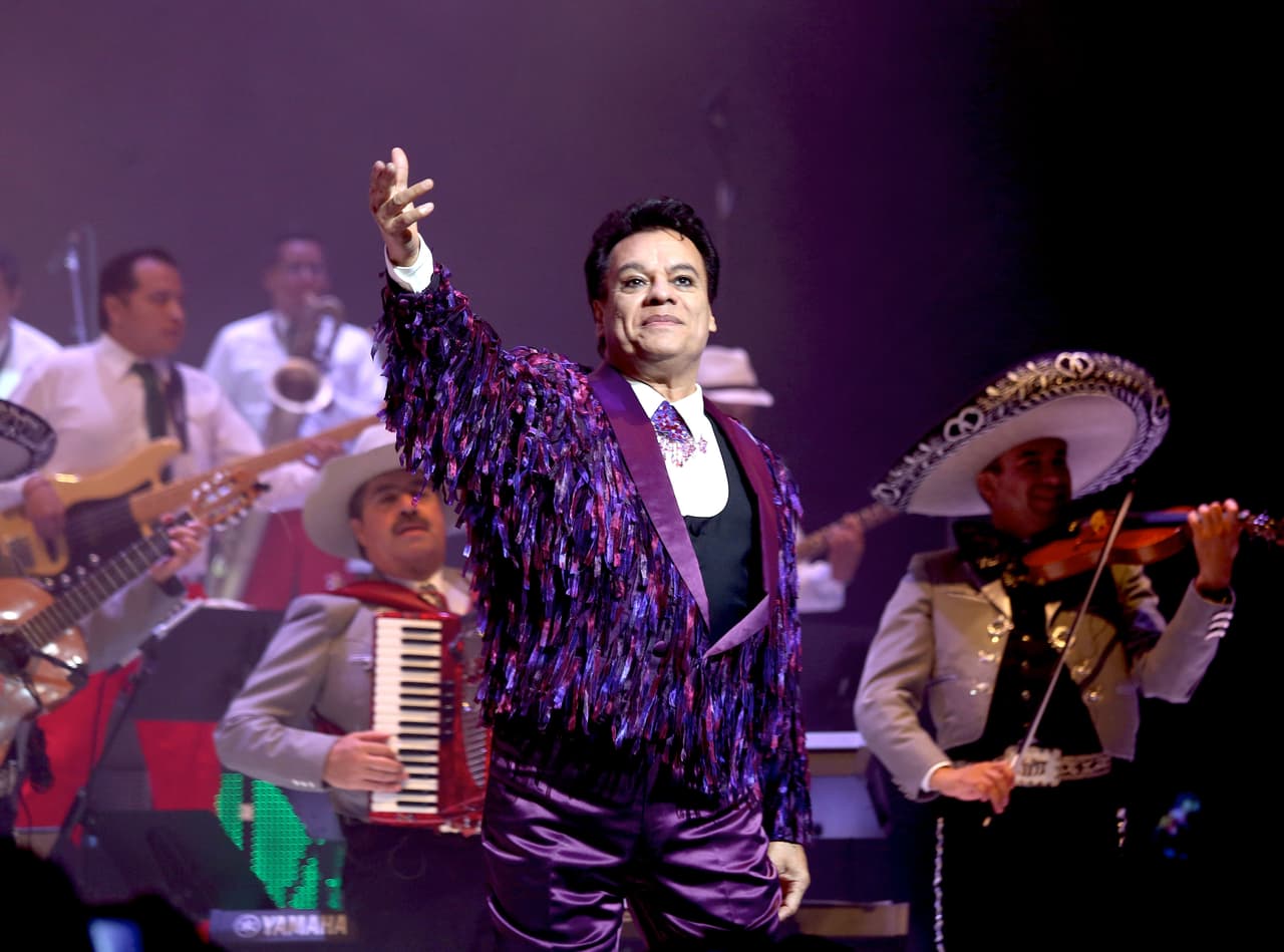 De igual manera, mucho se ha especulado si
<b> Juan Gabriel</b> realmente falleció en agosto del 2016.