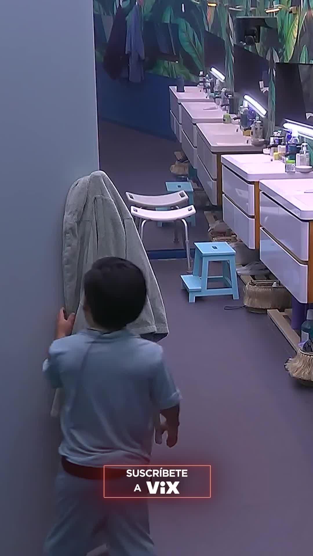 Aldo finge que no se asustó con Abelito
