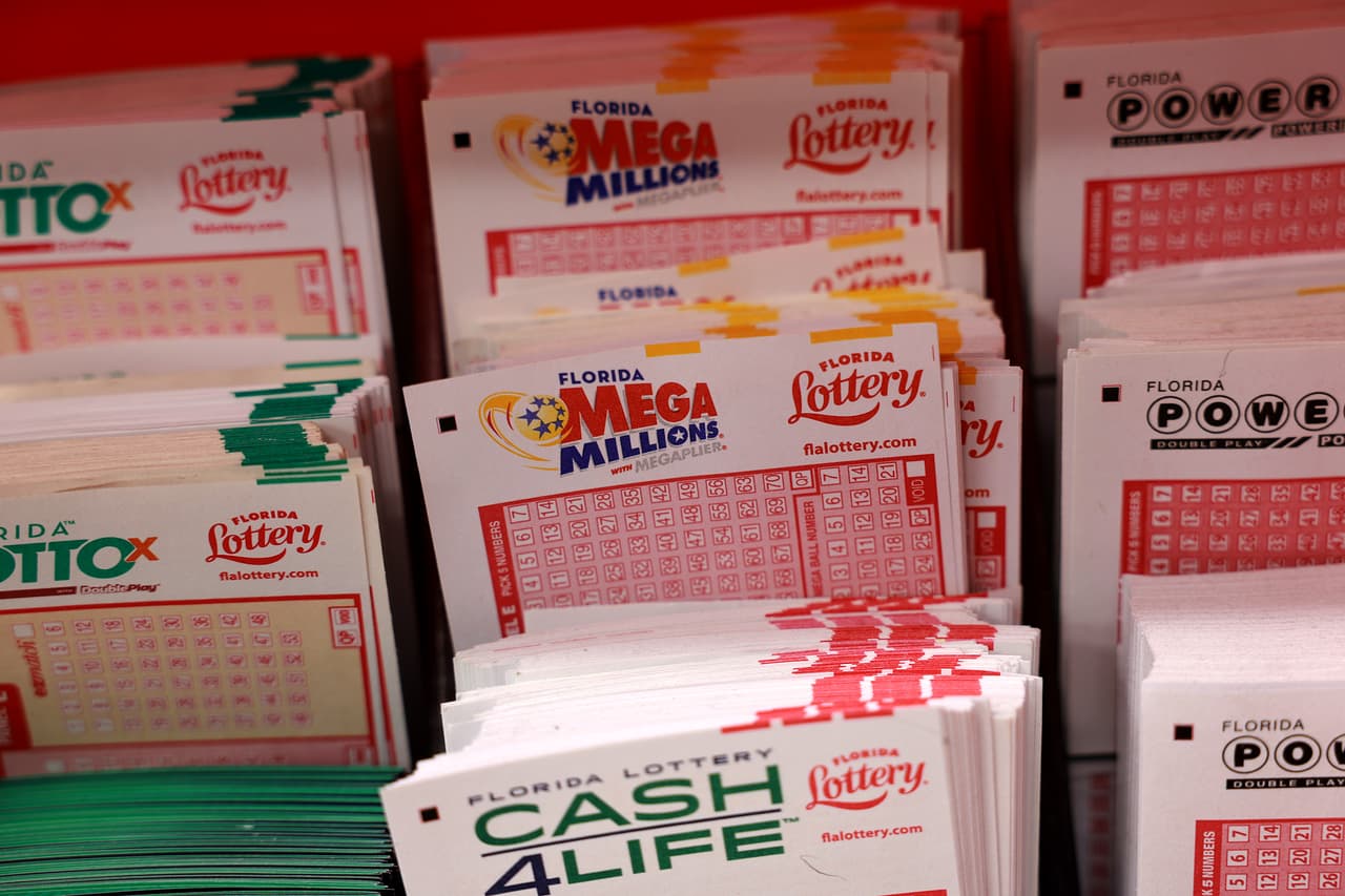 Alguien ganó $1,100 millones del Mega Millions hace 6 meses, pero no ha reclamado su premio