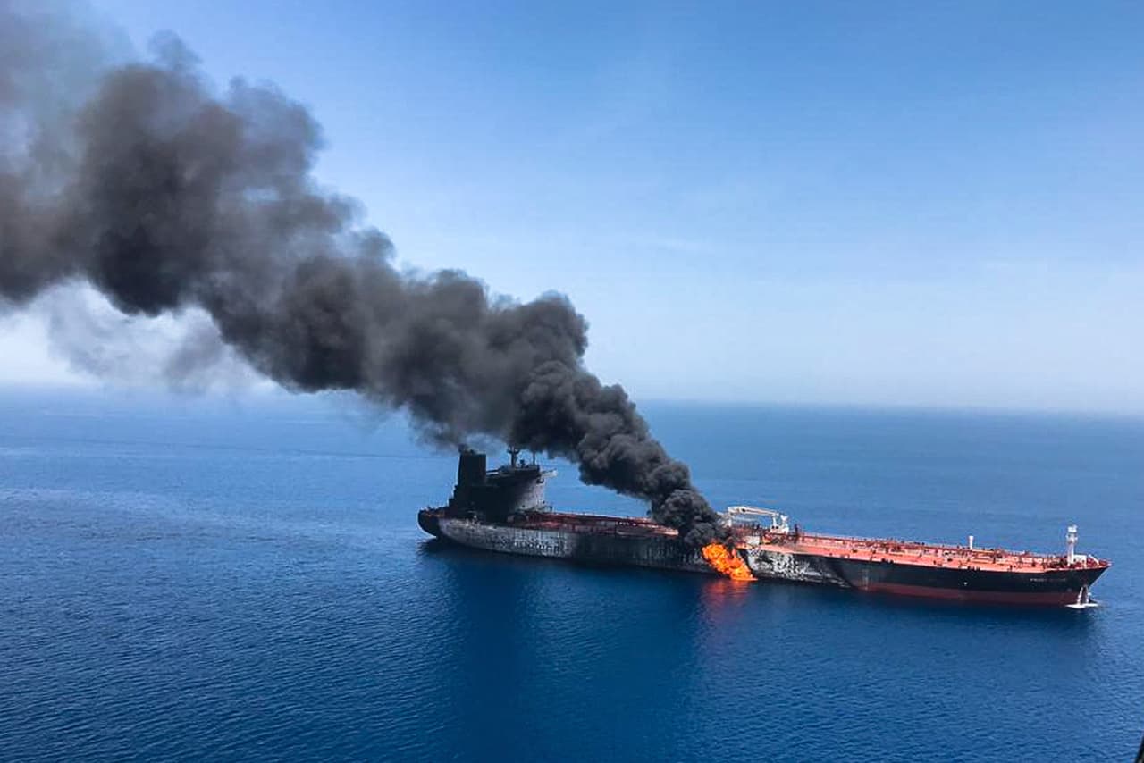 El Kokuka Courageous, un petrolero japonés de bandera panameña se vio envuelto en un incidente similar.