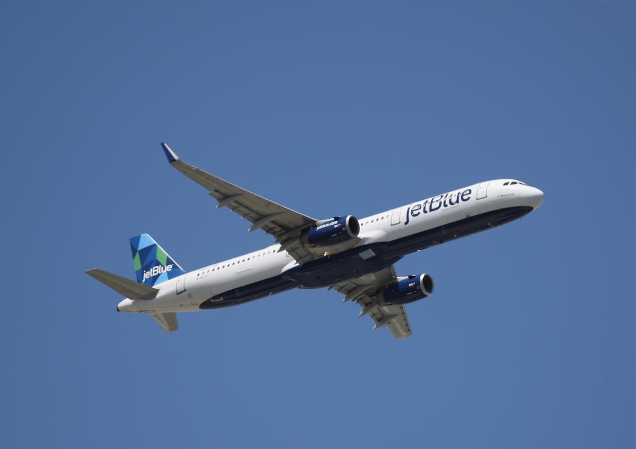 <b>6. Jet Blue</b>. Tuvo malos resultados por mal manejo de equipaje.