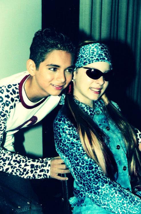 En esta historia compartió los créditos estelares con 
<b><a href="http://www.univision.com/programas/novelas/la-rivalidad-entre-belinda-y-daniela-lujan-fue-provocada-por-una-mujer-fotos">Belinda</a></b>, con quien tuvo mucha química.