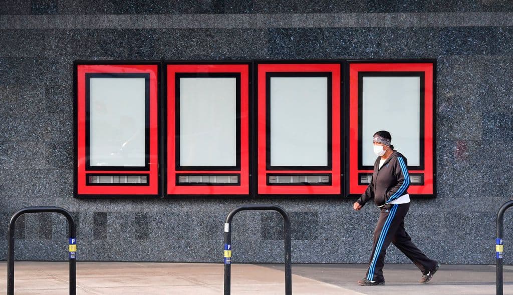 Al menos 50 cines Regal cierran temporalmente en California debido a falta de estrenos