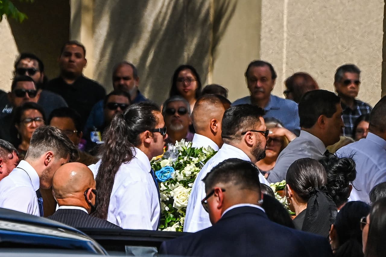 Después de hablar con ellos se puede tener una conversación sobre lo que se puede hacer en caso de que suceda una situación como la masacre en Uvalde.